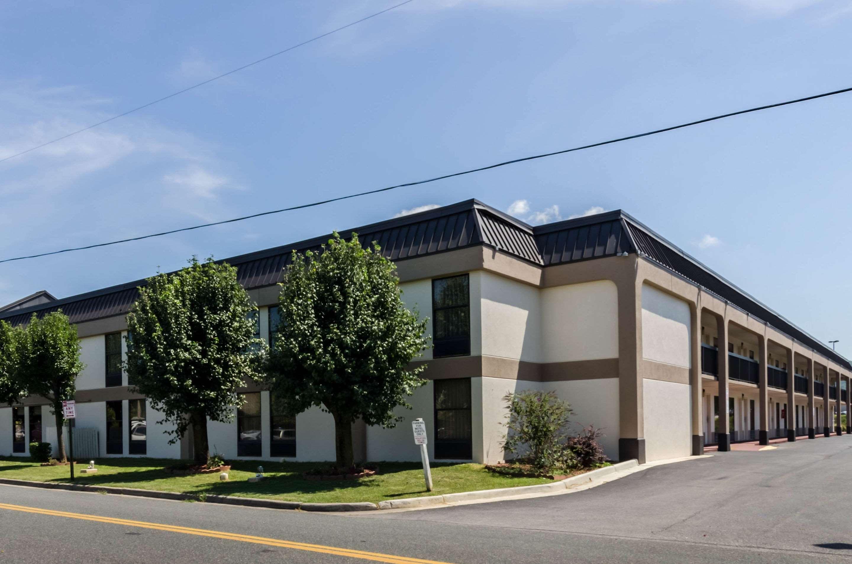 Quality Inn Lynchburg Near University Esterno foto