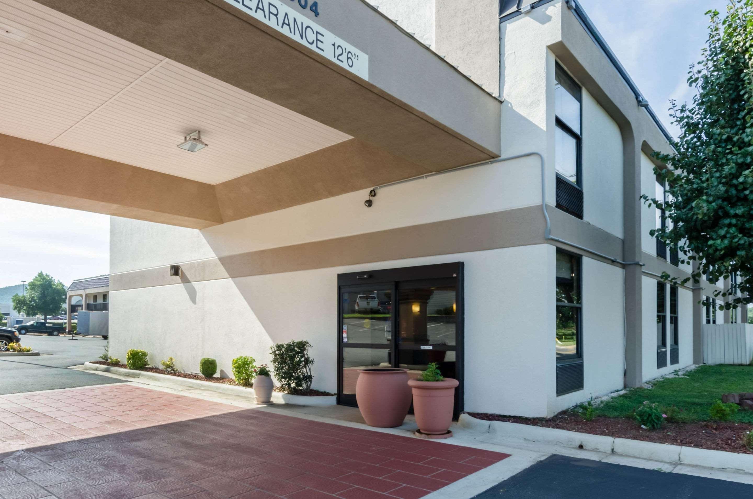 Quality Inn Lynchburg Near University Esterno foto
